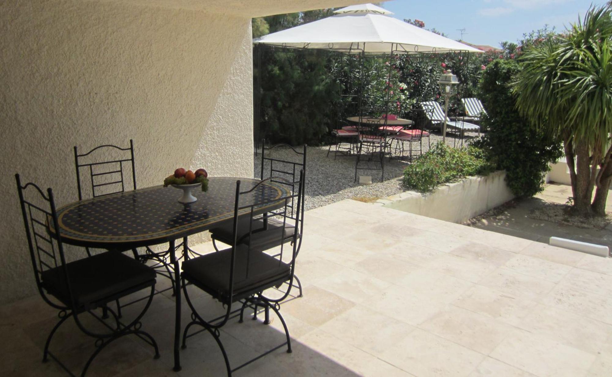 Bed and Breakfast La Fille Du Berger Puissalicon Esterno foto